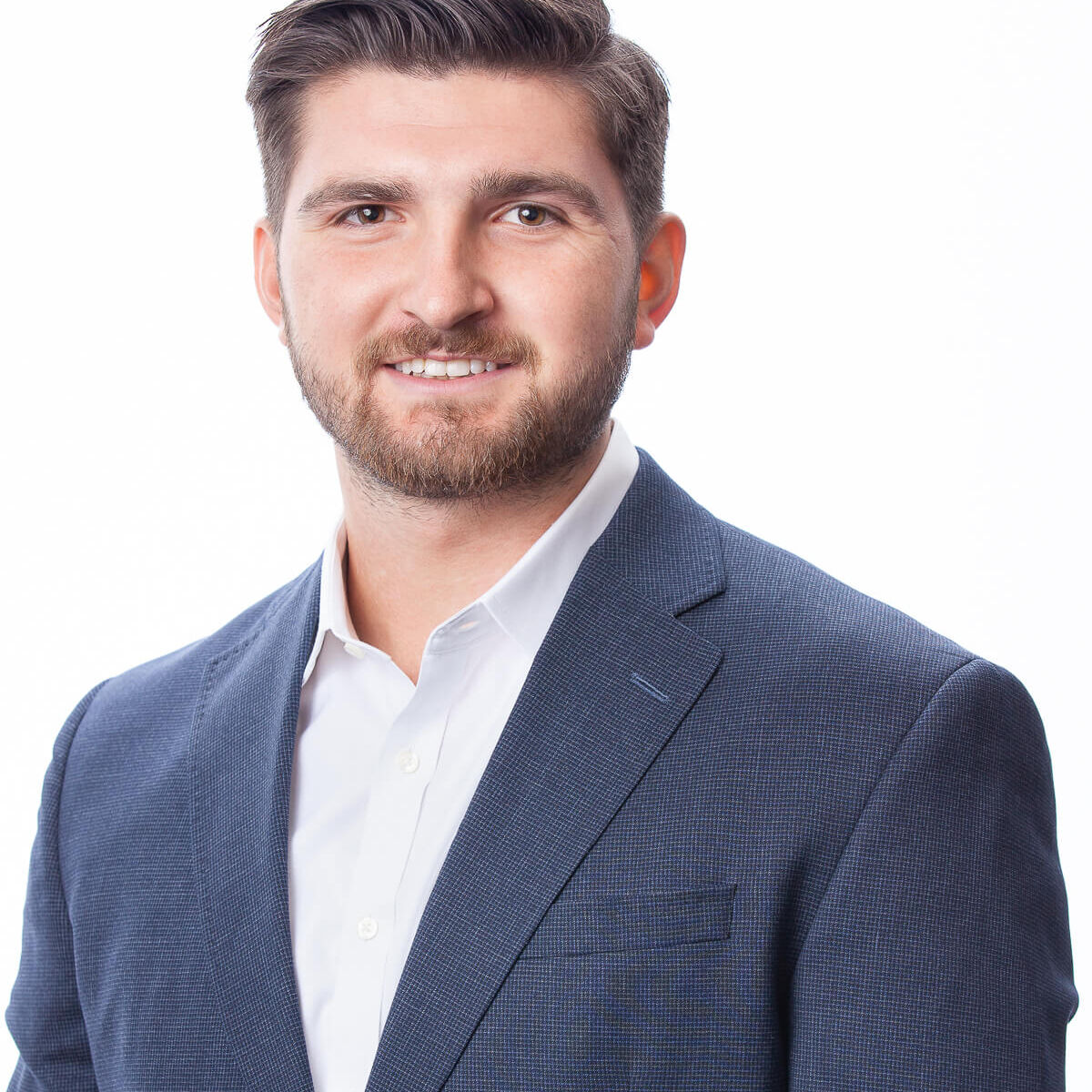 Noah-Sloane headshot